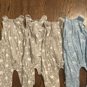 Halo sleep sack for toddlers with feet!